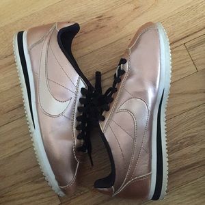 Nike Cortez rose gold